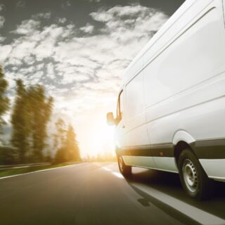 Lieferung des Geräts an den Einsatzort 